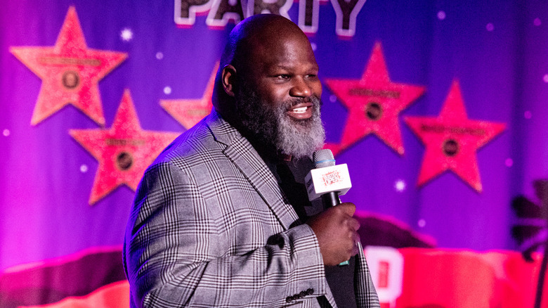 Mark Henry waits for the next entrant in the Royal Rumble