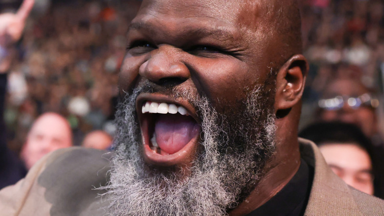 mark henry shouting