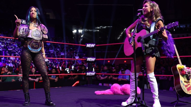 Harley Cameron sings at Mercedes Mone in the ring on "AEW Collision"