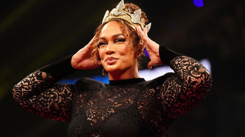 Nia Jax wearing her crown