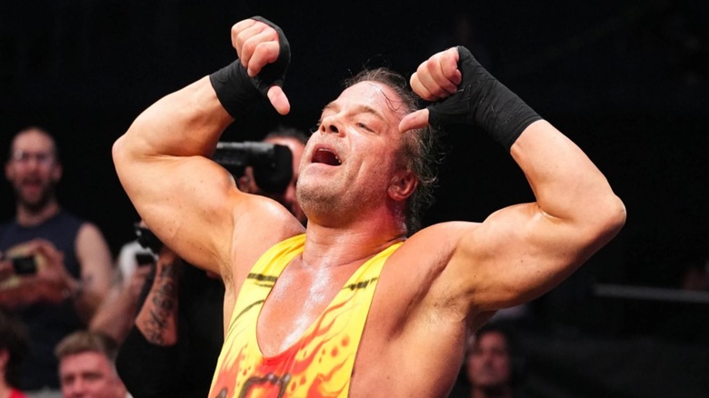 Rob Van Dam saying his name while pointing towards himself, as one does