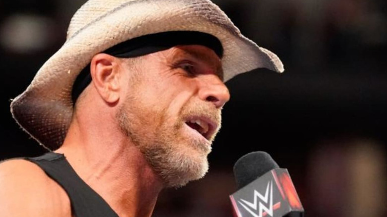 Shawn Michaels speaks microphone