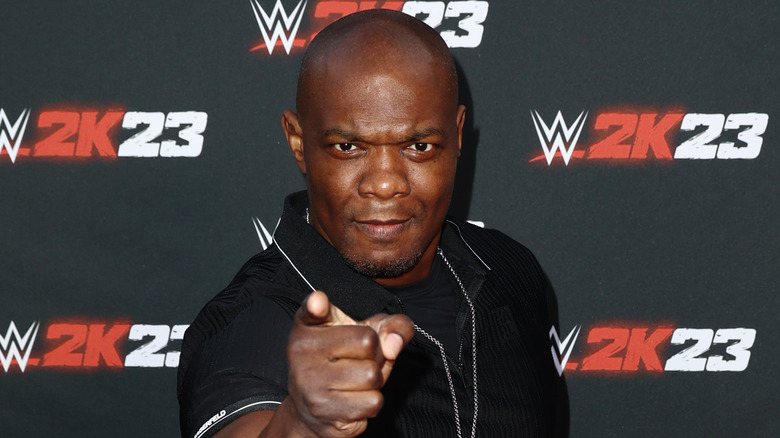 Shelton Benjamin with a stern point