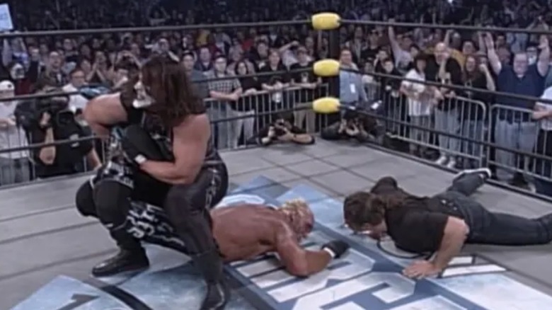 Sting vs Hollywood Hogan at WCW Starrcade 1997