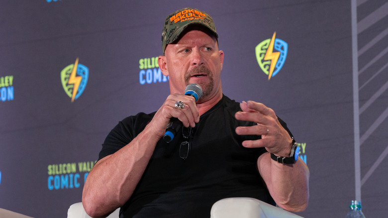 "Stone Cold" Steve Austin speaks at Silicon Valley Comic Con