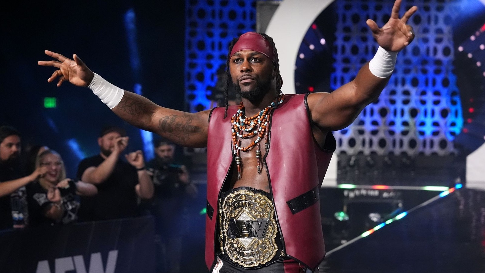 Swerve Strickland Calls AEW DON Match With Christian Cage A 'Learning ...