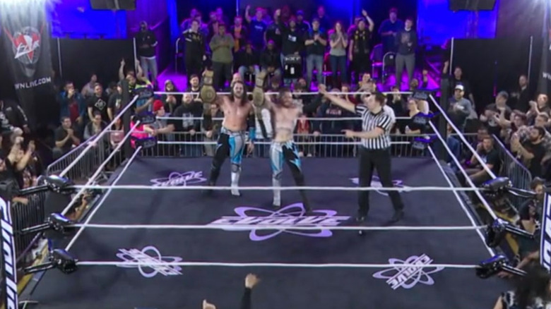 The Besties in the World win the Evolve Tag Team Championships