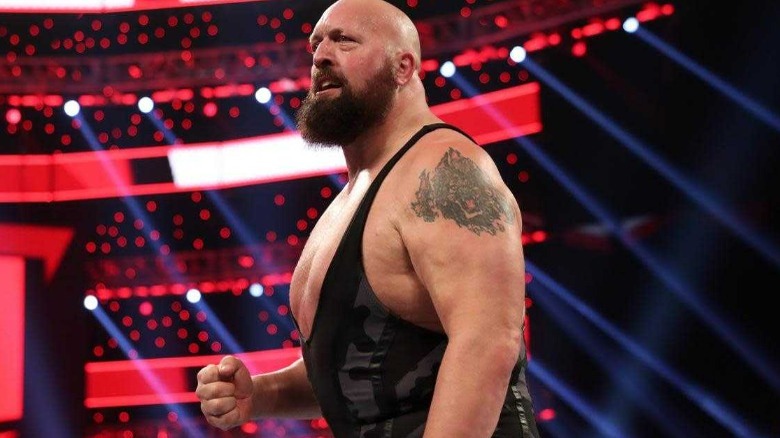 Big Show with his fist up