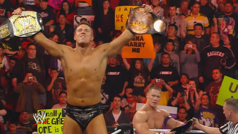 Cena Miz Tag hold Titles 