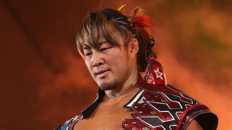Hiroshi Tanahashi walking to the ring 