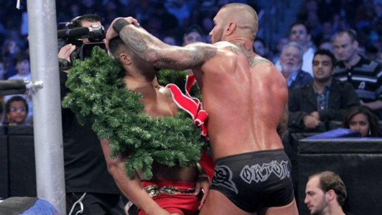 Orton puts a wreath on Otunga 