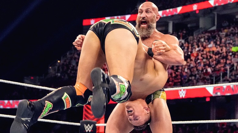 Tommaso Ciampa lifts The Miz