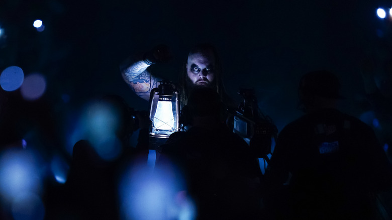 Bray Wyatt makes his entrance with trademark lamp