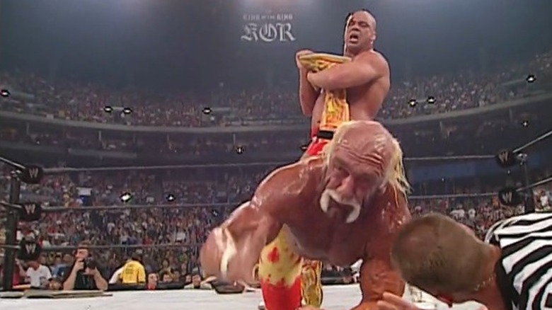 Hulk Hogan tapping to Kurt Angle