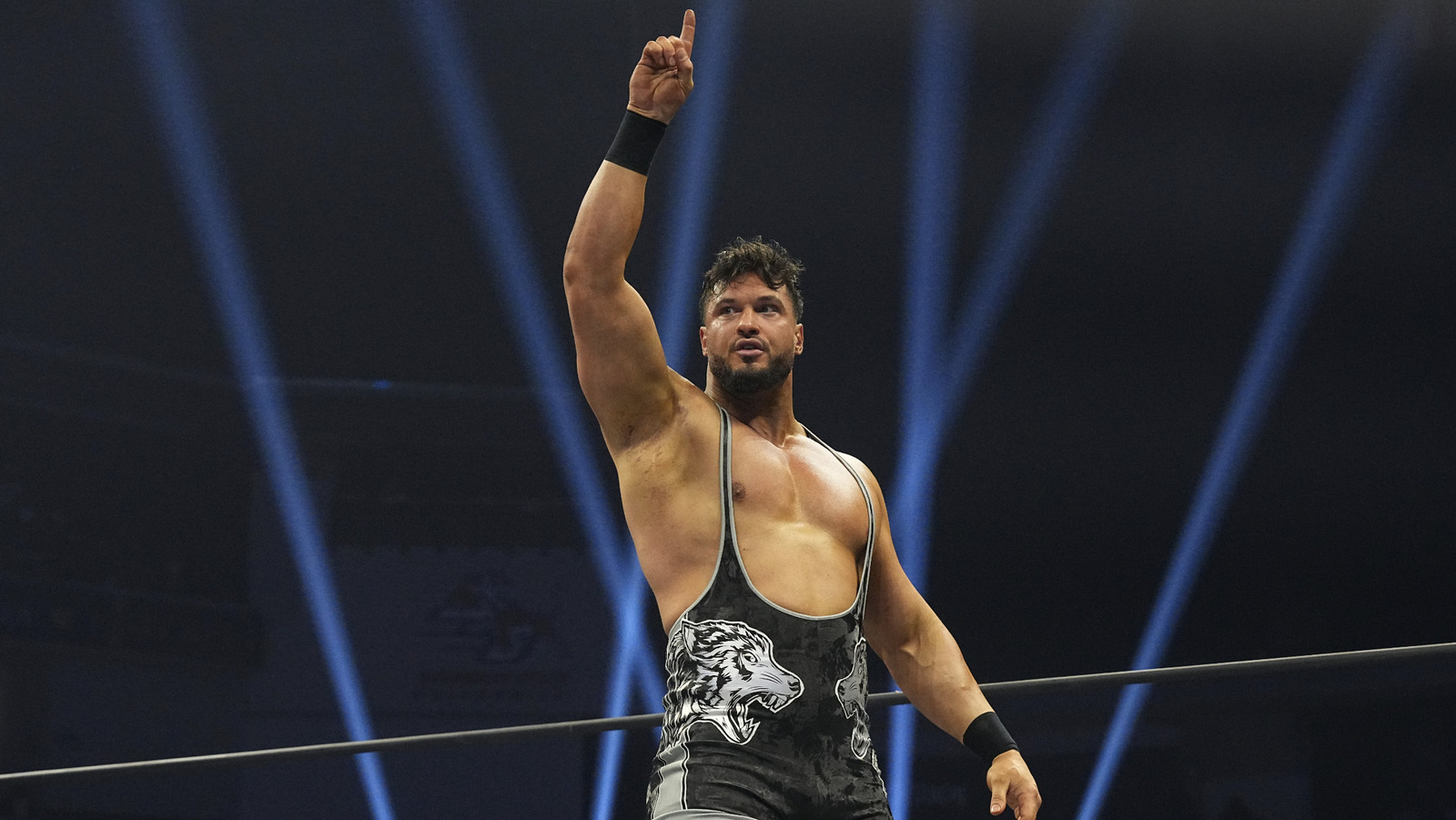 Wardlow Manhandles Komander In AEW Dynamite Win