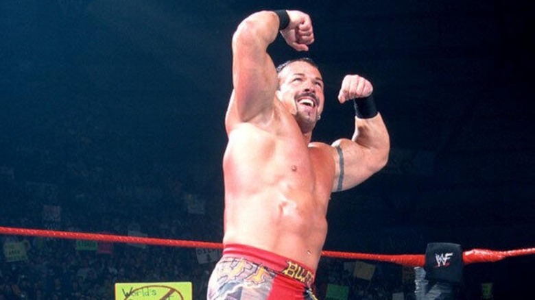 Buff Bagwell flexing