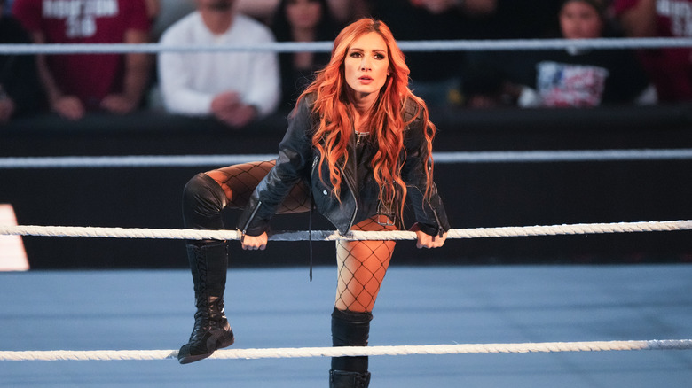 Becky Lynch looks into the crowd before her match