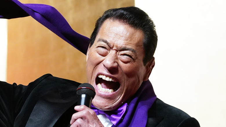 Antonio Inoki yelling