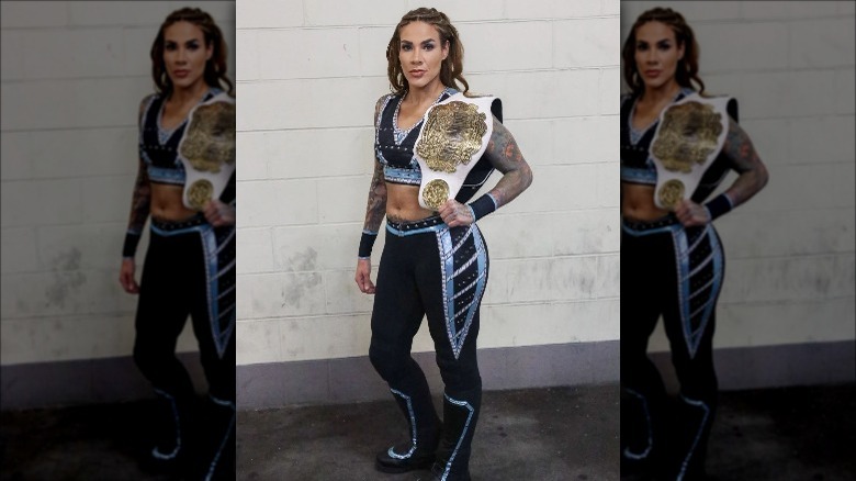 Mercedes Martinez with title belt