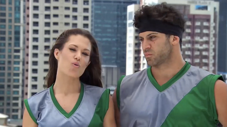 Robbie E and Brooke Adams on The Amazing Race