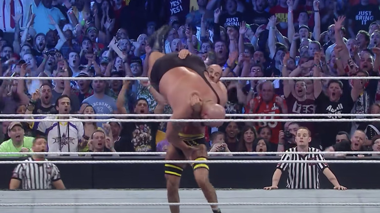 Cesaro body slams The Big Show