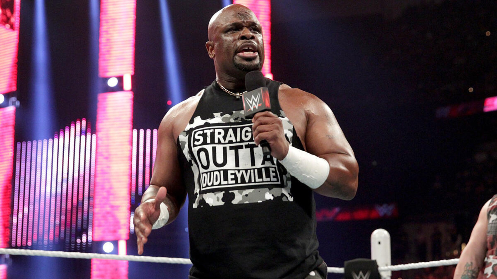 WWE Hall Of Famer D-Von Dudley Looks Back On Classic TLC Match