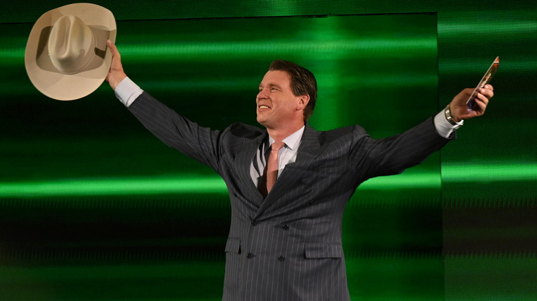 JBL smiling and posing on the stage