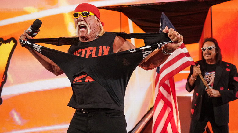 Hulk Hogan with Jimmy Hart on WWE Raw