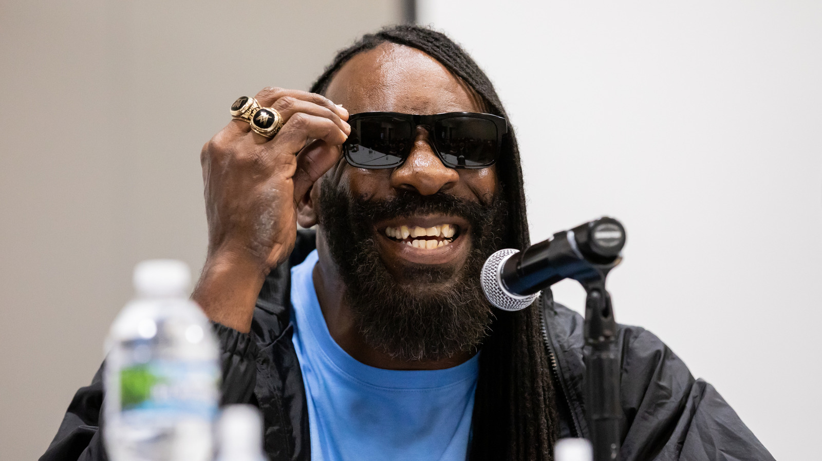 WWE HOFer Booker T Praises This AEW Star As A 'Monster Who Can Work'