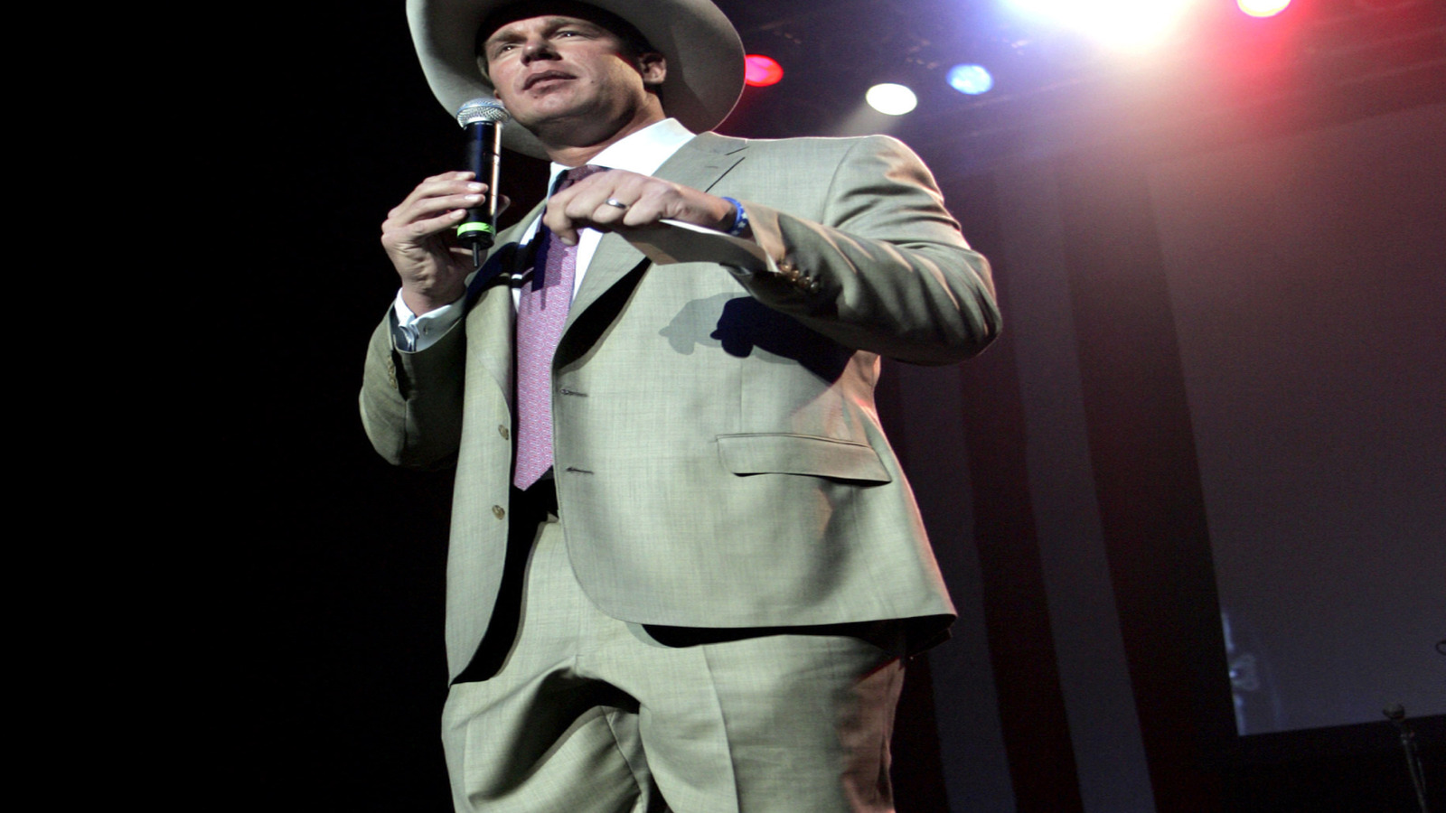 WWE HOFer JBL Lists His All-Time Favorite Announcers