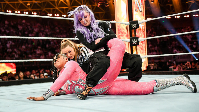 Candice LeRae with submission hold on Bianca Belair