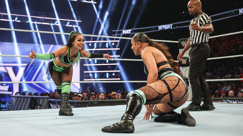 Roxanne Perez mockingly bows to Jaida Parker