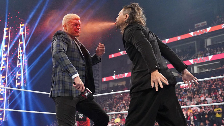 Shinsuke Nakamura mists Cody Rhodes in the face