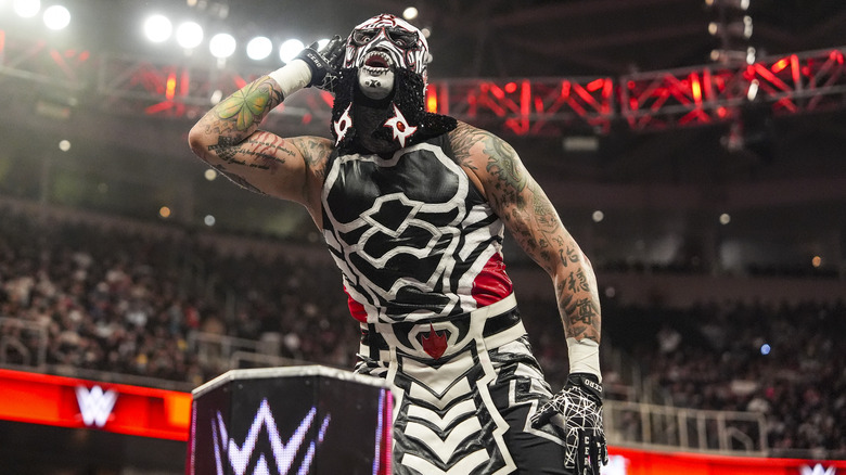 Penta poses on the top turnbuckle during his "WWE Raw" debut