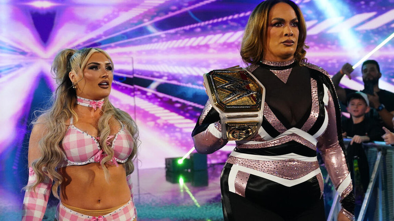 Tiffany Stratton and Nia Jax walk down to the ring on "WWE SmackDown."