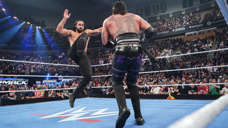 Drew McIntyre delivers a Claymore kick to Damian Priest on "WWE SmackDown"