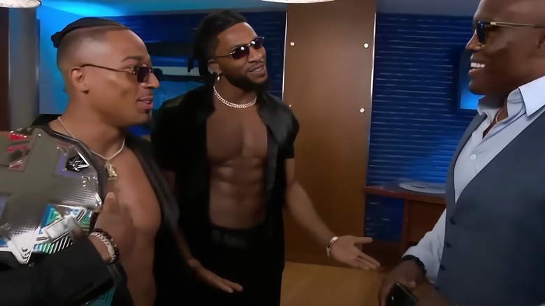 Carmelo Hayes and Trick Williams talk to Bobby Lashley