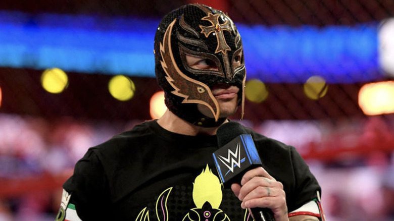 Mysterio in the ring