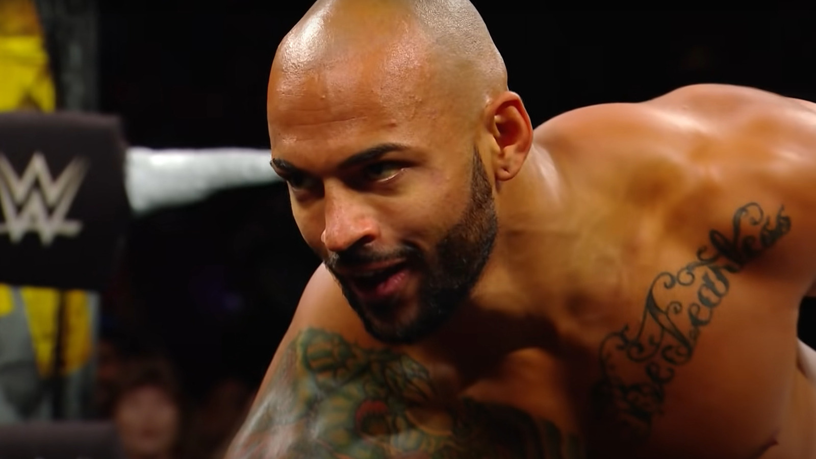 WWE SmackDown Preview (12/2): Ricochet Vs. Santos Escobar In SmackDown ...