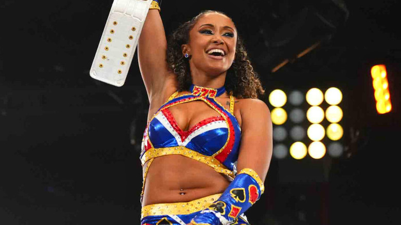 Kelani Jordan holding up the WWE NXT Women's North American Championship