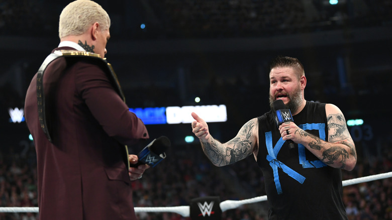 Kevin Owens jaws with Cody Rhodes on "WWE SmackDown"